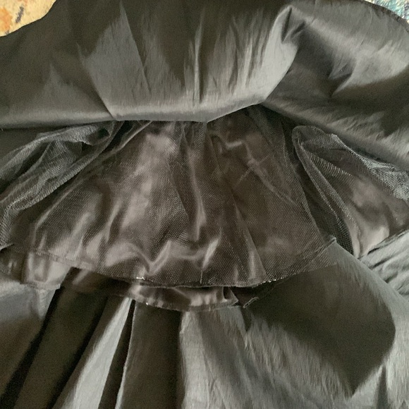 Windsor Dress.  Size 1( it’s tiny)!!   High/Low.  Black - Picture 7 of 7